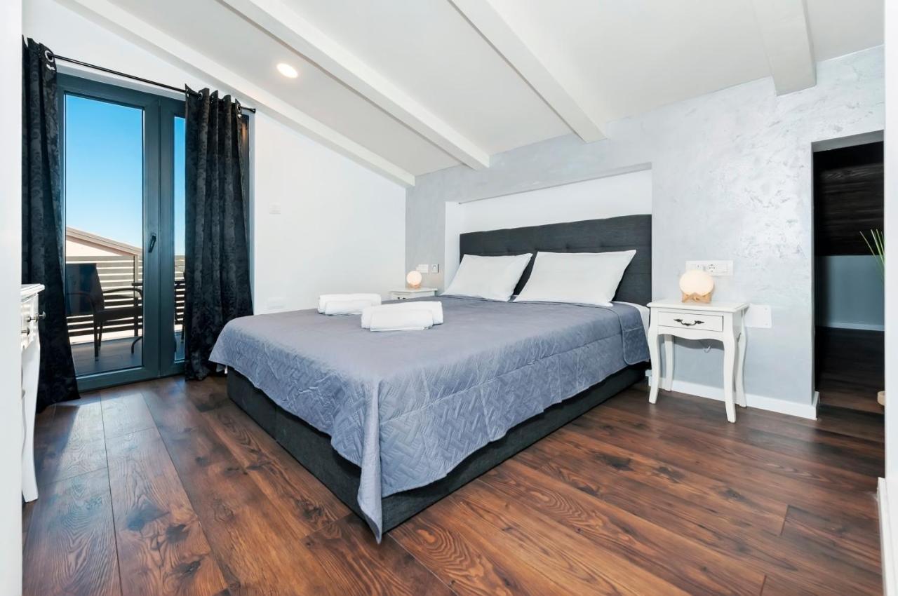 Deluxe Apartments A&A - 2 Rovinj Exterior foto